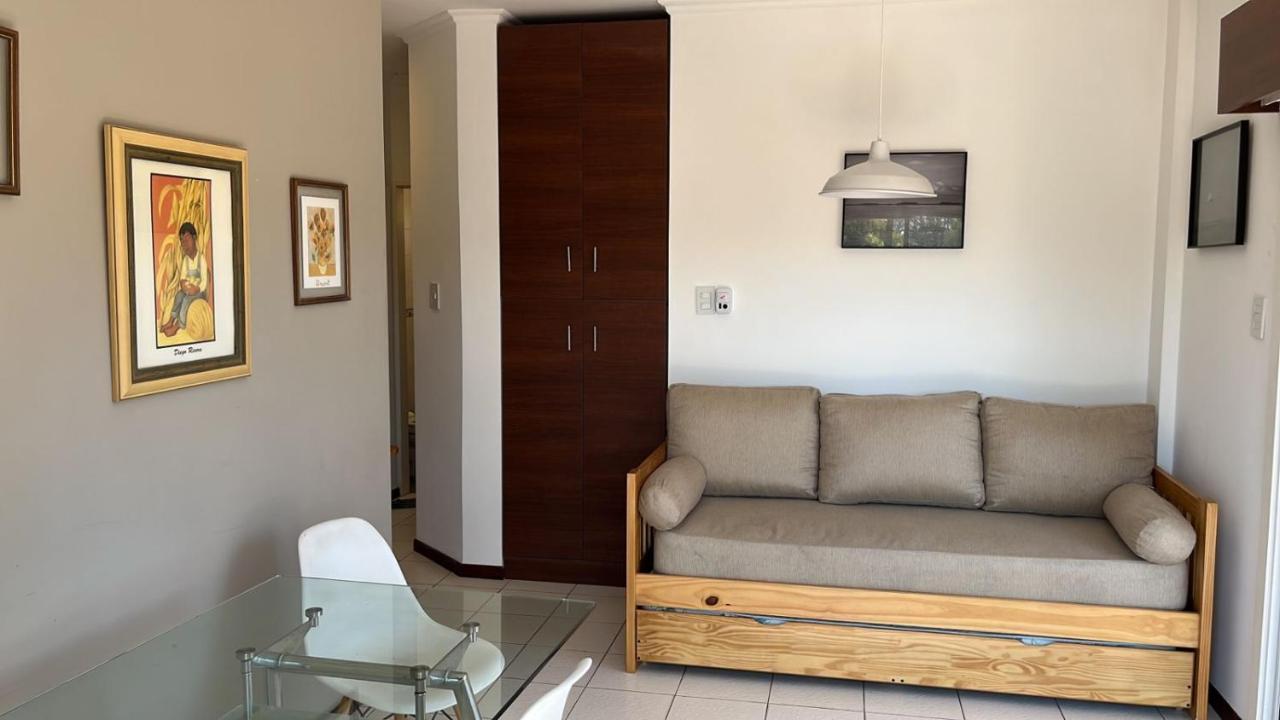 Apartamento Dpto Muy Luminoso En El Centro. Corrientes