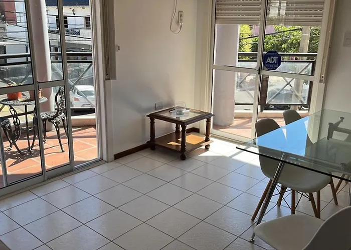 Dpto Muy Luminoso En El Centro.